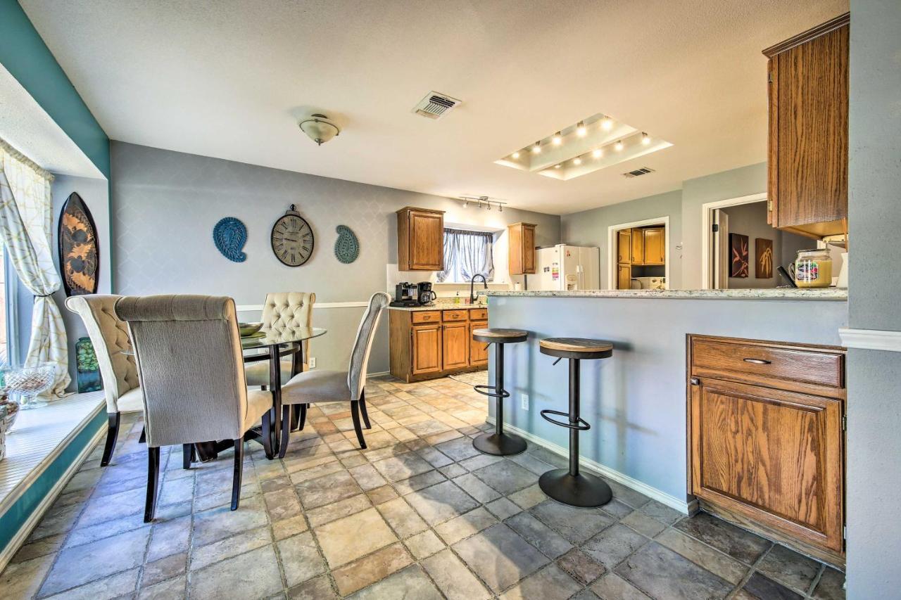 Villa Peaceful San Antonio Oasis With Private Pool And Grill Exterior foto